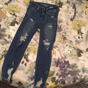American eagle distressed jeans